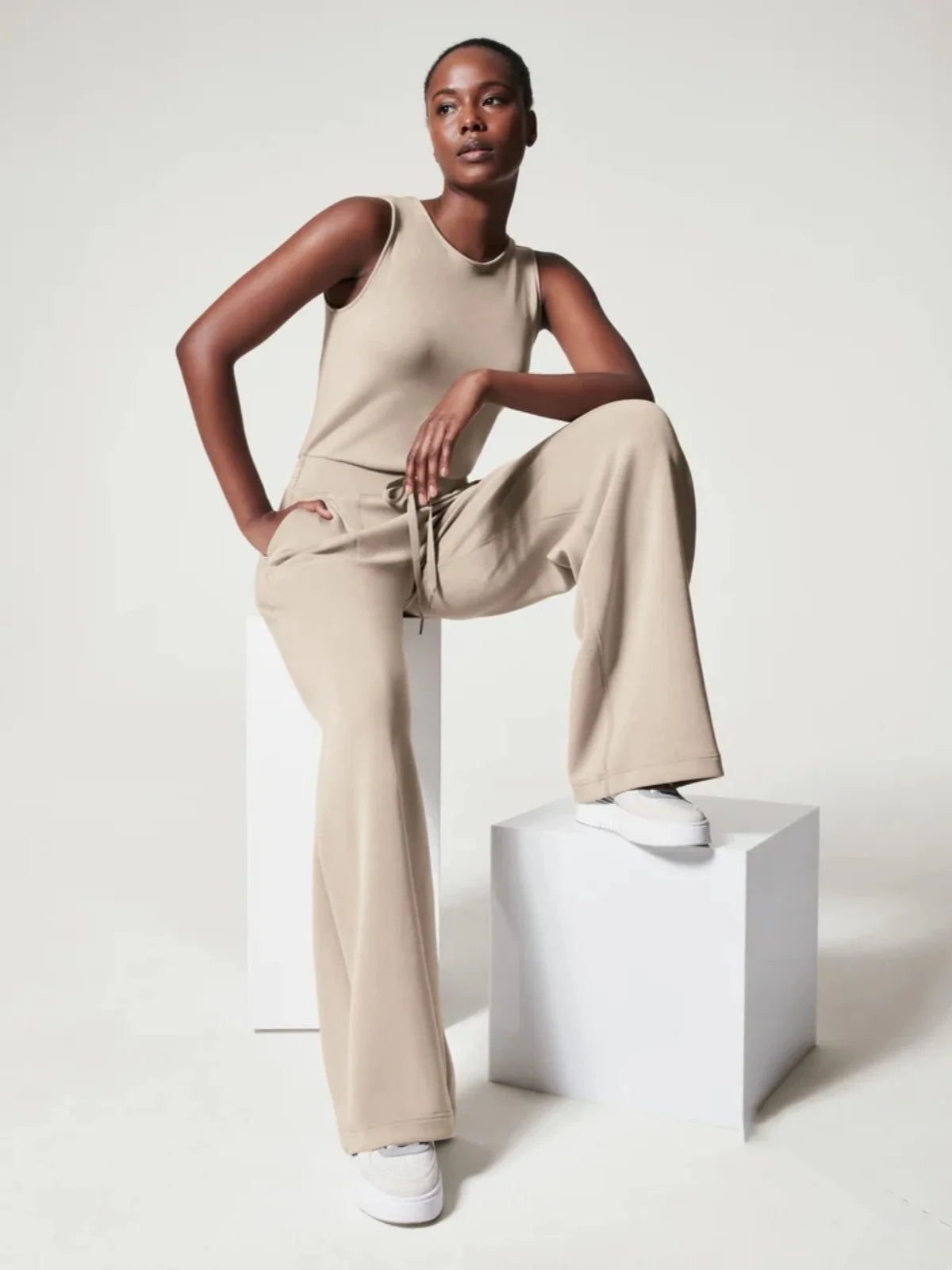 Women's Sleeveless Drawstring Wide-Leg Crew Neck Jumpsuit