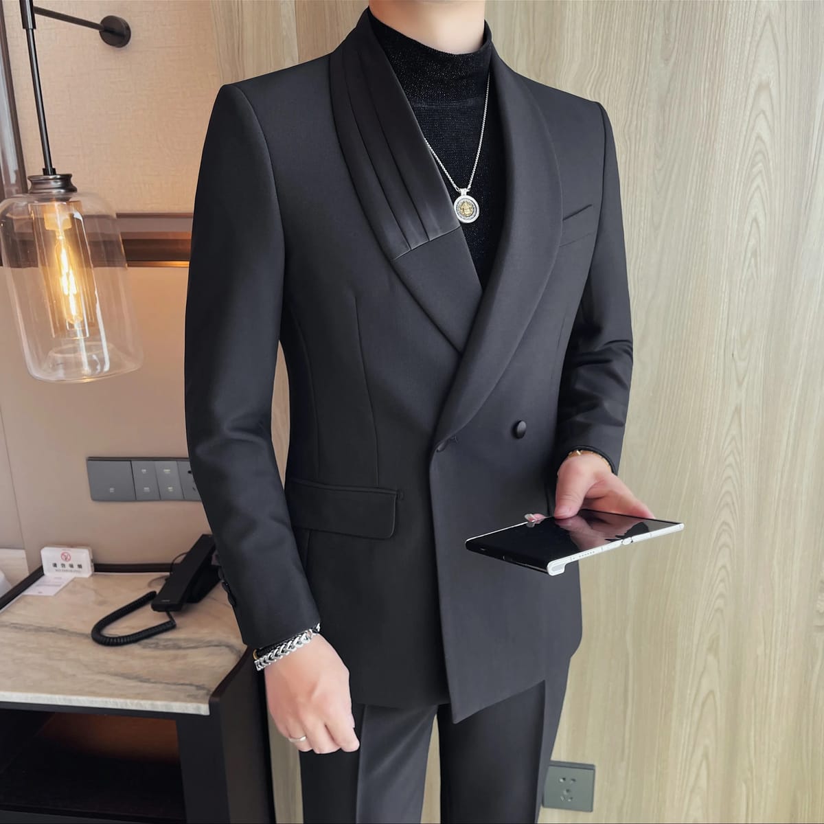 Luxury Gentleman's Suit Jacket Men's Business Casual Slim Fit Double Breasted Suit Jacket Wedding Groom Banquet Party Blazers