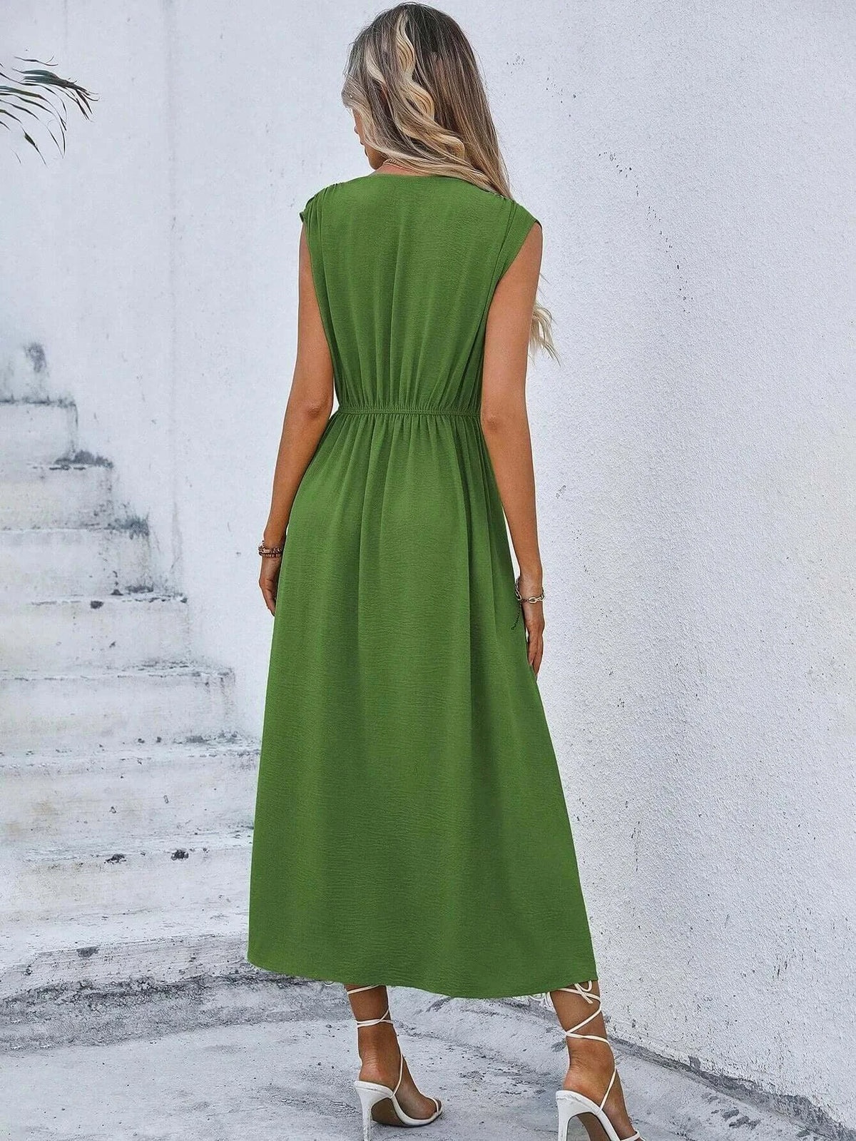 Women's Solid Color A-Line Dress Sleeveless Front Thin Straps Elegant Belted Midi Dress for Summer