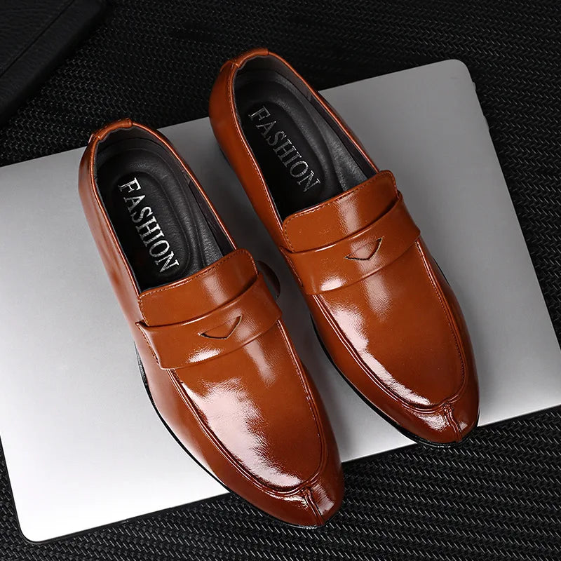 Men Leather Shoes New British Business Dress Shoes Fashion Pointed Social Shoes Casual Shoes Zapatos Hombres
