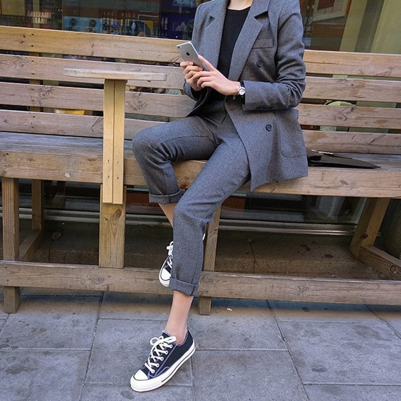 Women's Black Double-Breasted Jacket and Pants Suit Set
