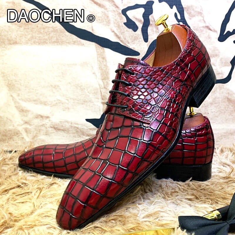 Luxus-Herrenschuhe aus echtem Leder in Rot und Schwarz, spitze geschnürte Derby-Oxford-Schuhe mit Prägemuster für Hochzeiten, fürs Büro und in der Freizeit
