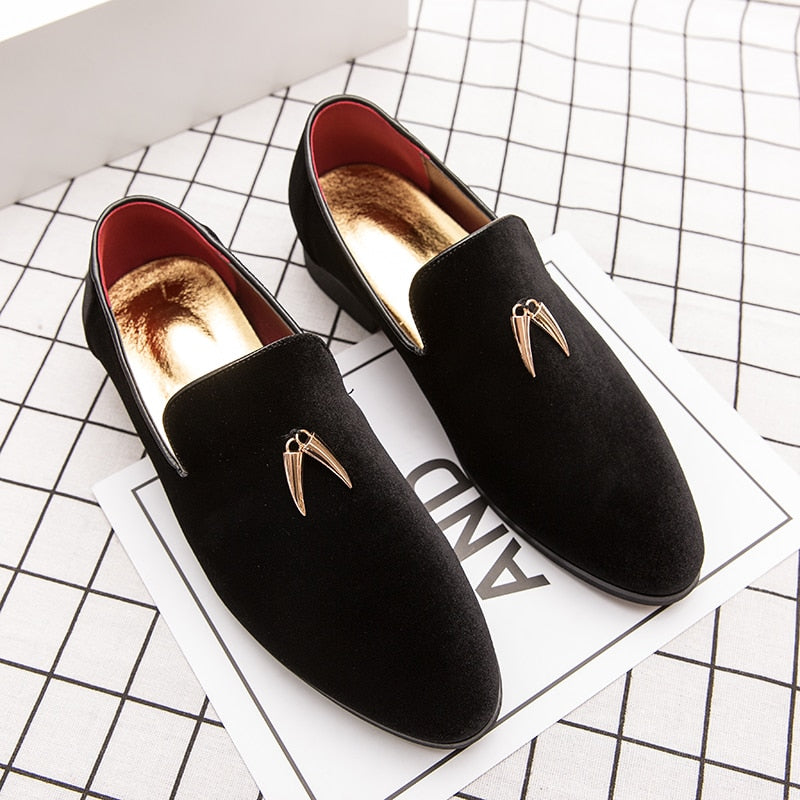 QUAOAR Fashion Party and Wedding Handmade Men Loafers Men Velvet Shoes Leaves and Gold Buckle Men Dress Shoe Men&#39;s Flats ST384