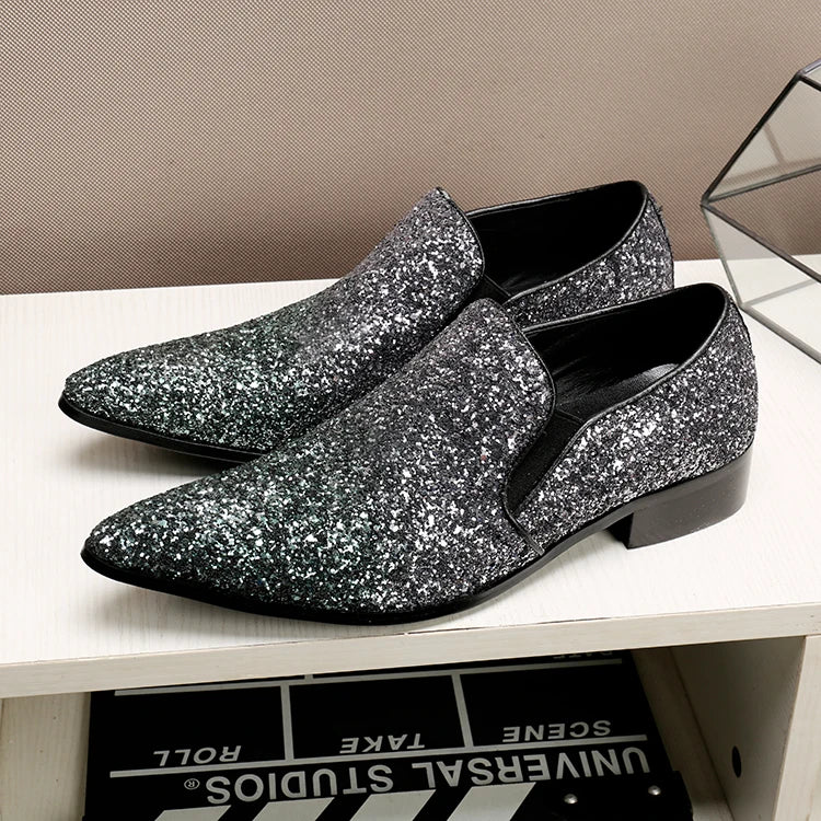 Designer shoes luxury 2022 red glitter mens wedding party dress shoes flat genuine leather velvet smoking slipper mocassin homme