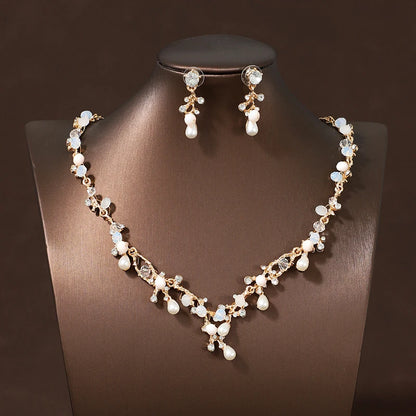 Itacazzo Bride Accessories Exquisite Necklace Earrings Three Piece Set&Suitable for Women's Wedding, Birthday, Party Matching