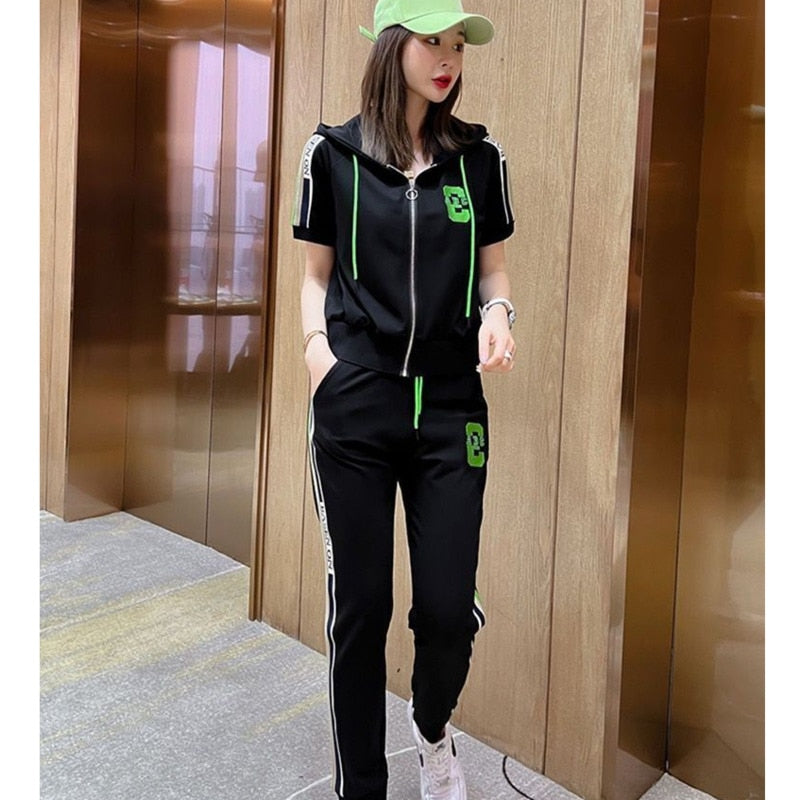 2023 Summer New Women Tracksuit Loose Fashion Casual Short Sleeve Hooded Top Pants Two Piece Sets Sweat Suit For Women