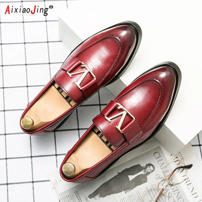 New Designer Men's Leather Shoes Trend Luxury Brand Business Pointed Toe Leather Shoes Casual Shoes Leather Buckle Men's Loafers