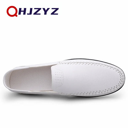 Luxury Leather Men Shoes Casual  Italian Soft Men Loafers Handmade Moccasins Breathable Slip on Boat Shoes Zapatos Hombre