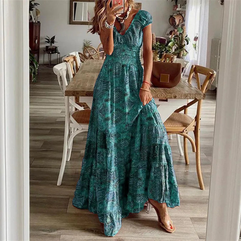 2026 New European and American Bohemian Style Long Dress, Waist-Cinching, Floral Print, Large Hem Dress