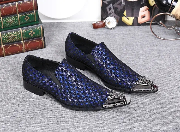 2024 Western Mode Spitz Zehen Metall Abendkleid Schuhe Blau Grau Party Hochzeit Lederschuhe für Herren