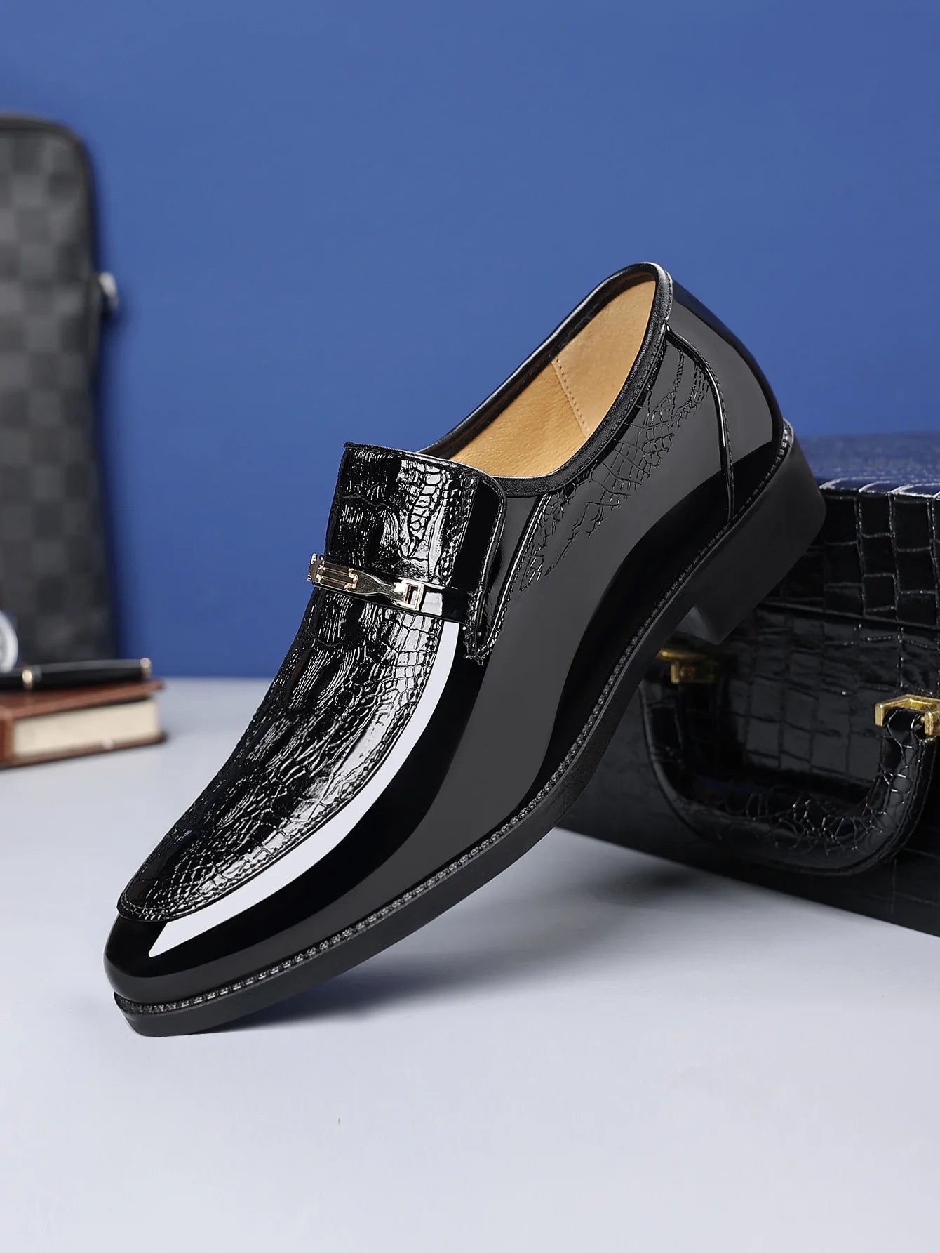 Luxury Men Dress Shoes Crocodile Leather Business Casual Shoes for Men Wedding Party Shoes High Quality Slip on Loafers Big Size
