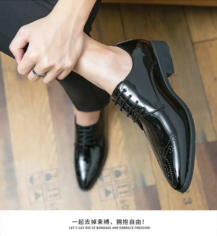 Neu eingetroffene grüne Oxford-Schuhe für Herren, PU, runde Kappe, Schnürung, unifarben, Party, Herren-Abendschuhe, Größe 38-48