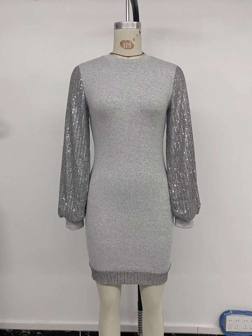 Autumn New Party Dress Sexy Sequin Long Sleeved Patchwork Solid Color Slim Fit Hip Hugging Knitted Frock Dresses 2025 Woman