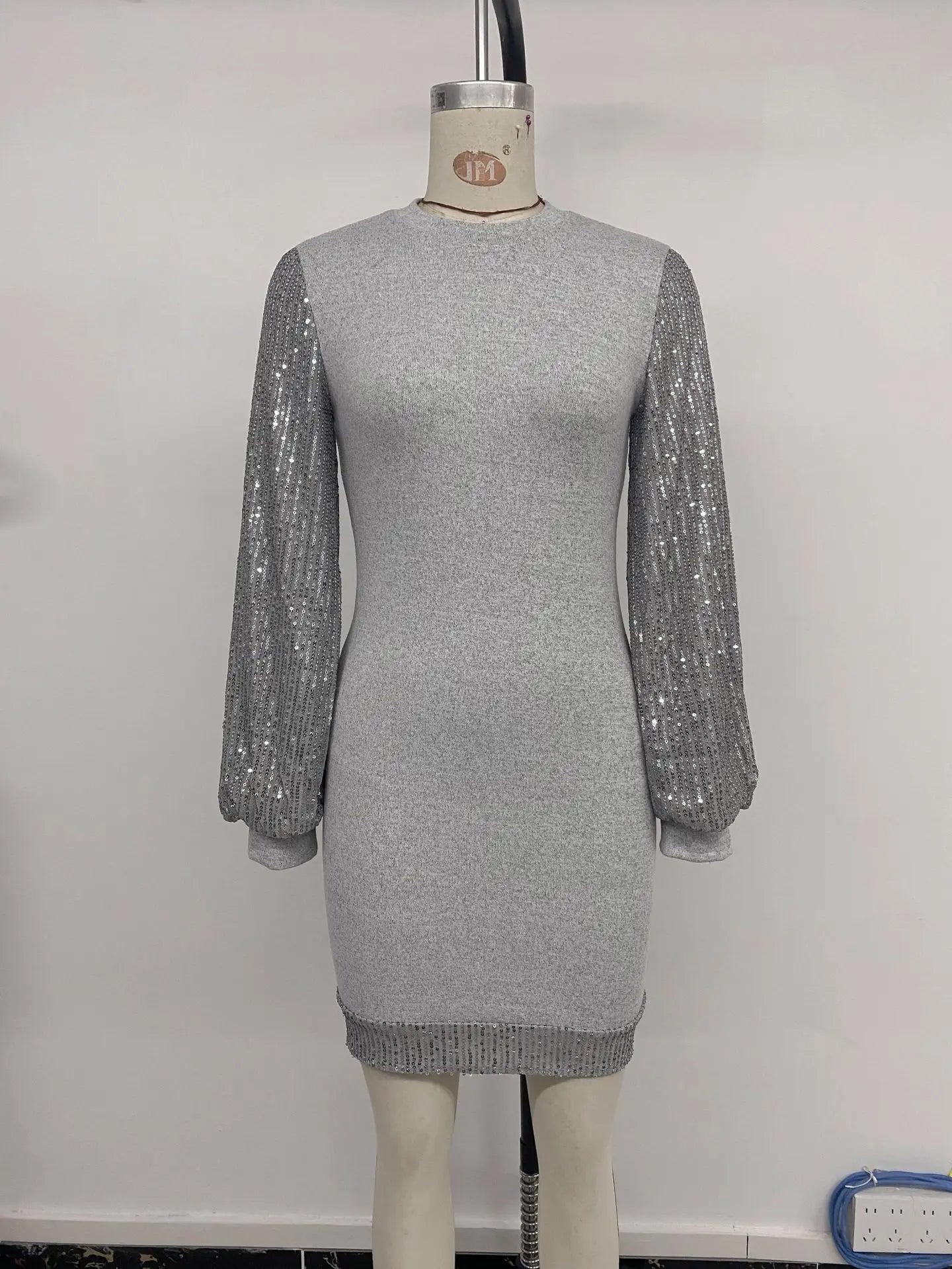 Autumn New Party Dress Sexy Sequin Long Sleeved Patchwork Solid Color Slim Fit Hip Hugging Knitted Frock Dresses  Woman