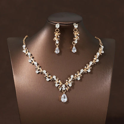 Itacazzo Bride Accessories Exquisite Necklace Earrings Three Piece Set&Suitable for Women's Wedding, Birthday, Party Matching