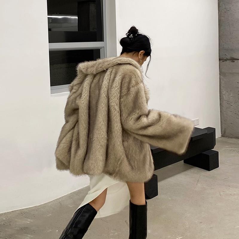 Faux Fox Fur Coat Women 2022 New Winter Warm Cardigan Jacket Lambswool Mid-Length Lapel Loose Plush Coat Oversized Teddy Jacket