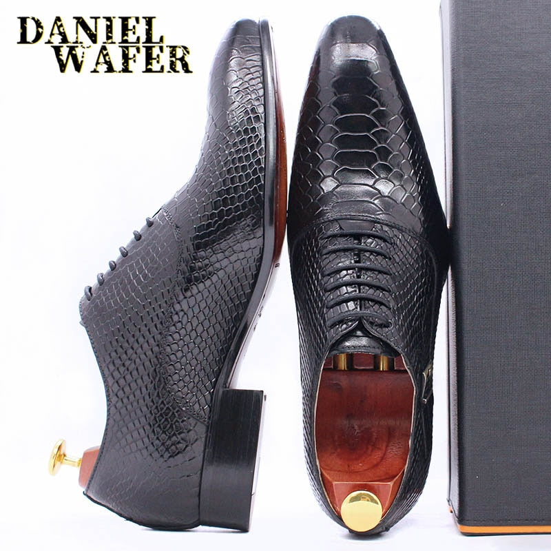 Fashion Men Dress Leather Shoes Snake Skin Prints Classic Style Wine Blue Coffee Black Lace Up Pointed Men Oxford Formal Shoes