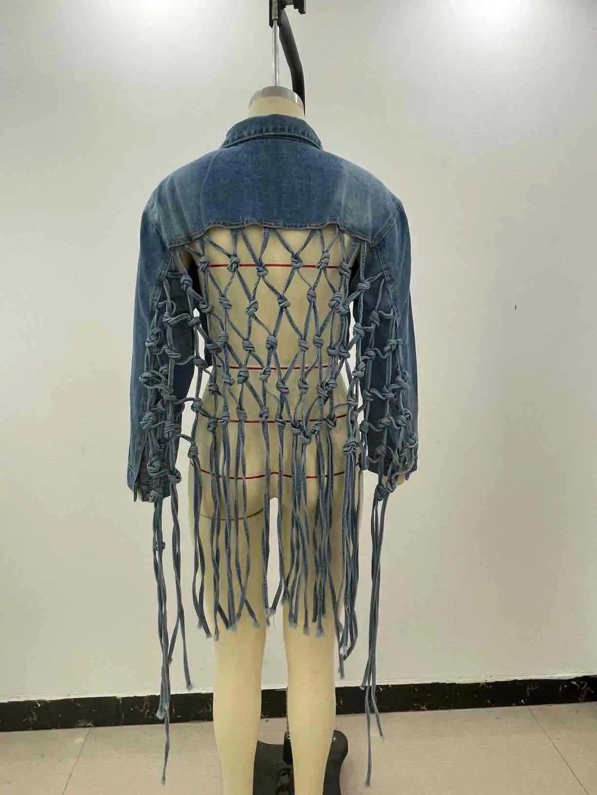 Women Denim Jacket Back Grid Fringe Design Denim Jacket Ladies Spring and Fall Fashion Short Personalized Jacket Coat 2024 New