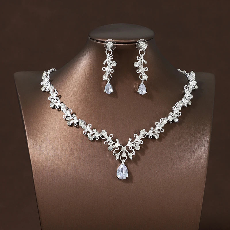 Itacazzo Bride Accessories Exquisite Necklace Earrings Three Piece Set&Suitable for Women's Wedding, Birthday, Party Matching