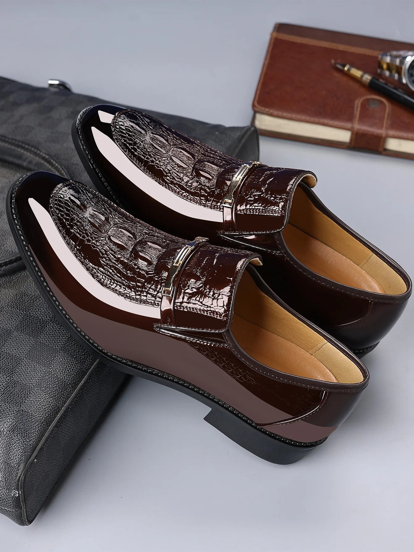 Luxury Men Dress Shoes Crocodile Leather Business Casual Shoes for Men Wedding Party Shoes High Quality Slip on Loafers Big Size