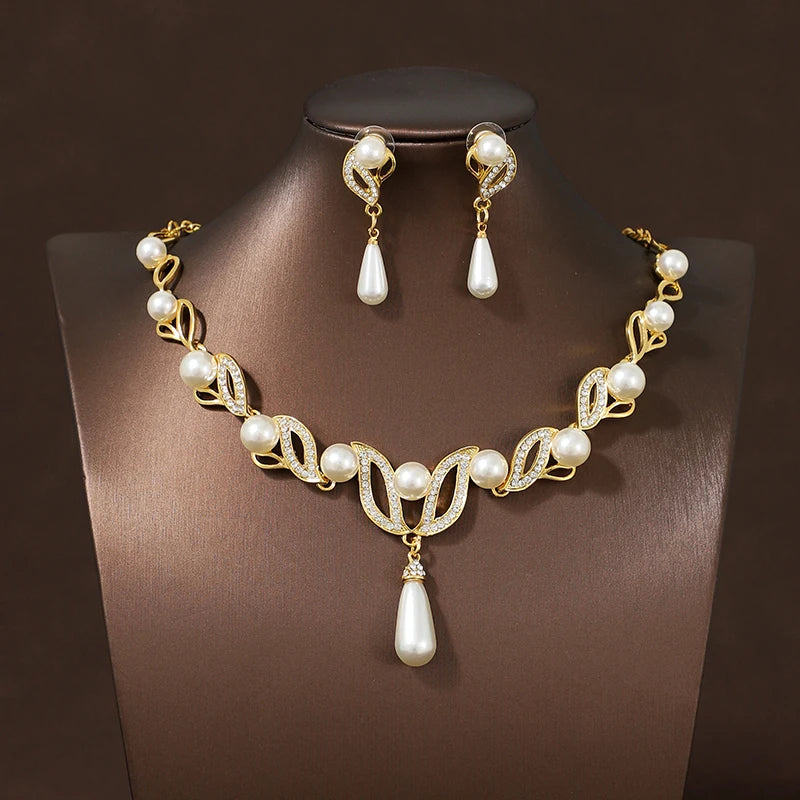 Itacazzo Bride Accessories Exquisite Necklace Earrings Three Piece Set&Suitable for Women's Wedding, Birthday, Party Matching