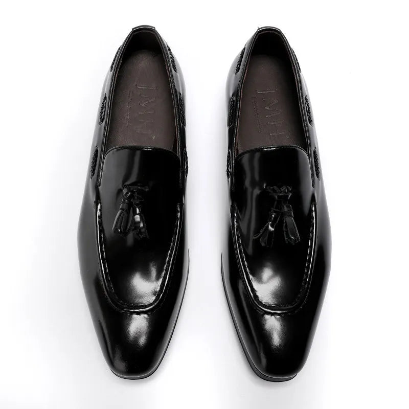 Britischer Stil Echtes Leder Herren Mokassins Atmungsaktive Quasten Slip-On-Abendschuhe Glänzende Business-Freizeit-Lederschuhe für den Sommer