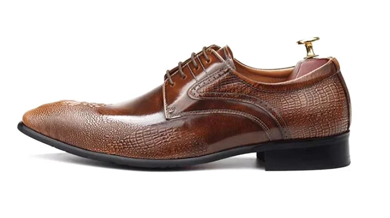 Herrenschuhe aus Krokoleder, modische Spitzenschuhe, Schnürschuhe, Lackleder, Business- und Freizeitschuhe