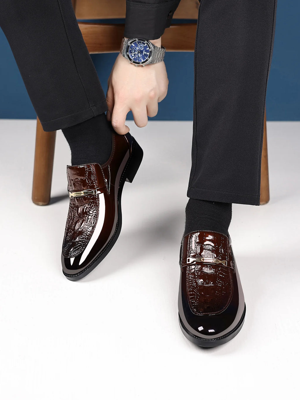 Luxury Men Dress Shoes Crocodile Leather Business Casual Shoes for Men Wedding Party Shoes High Quality Slip on Loafers Big Size