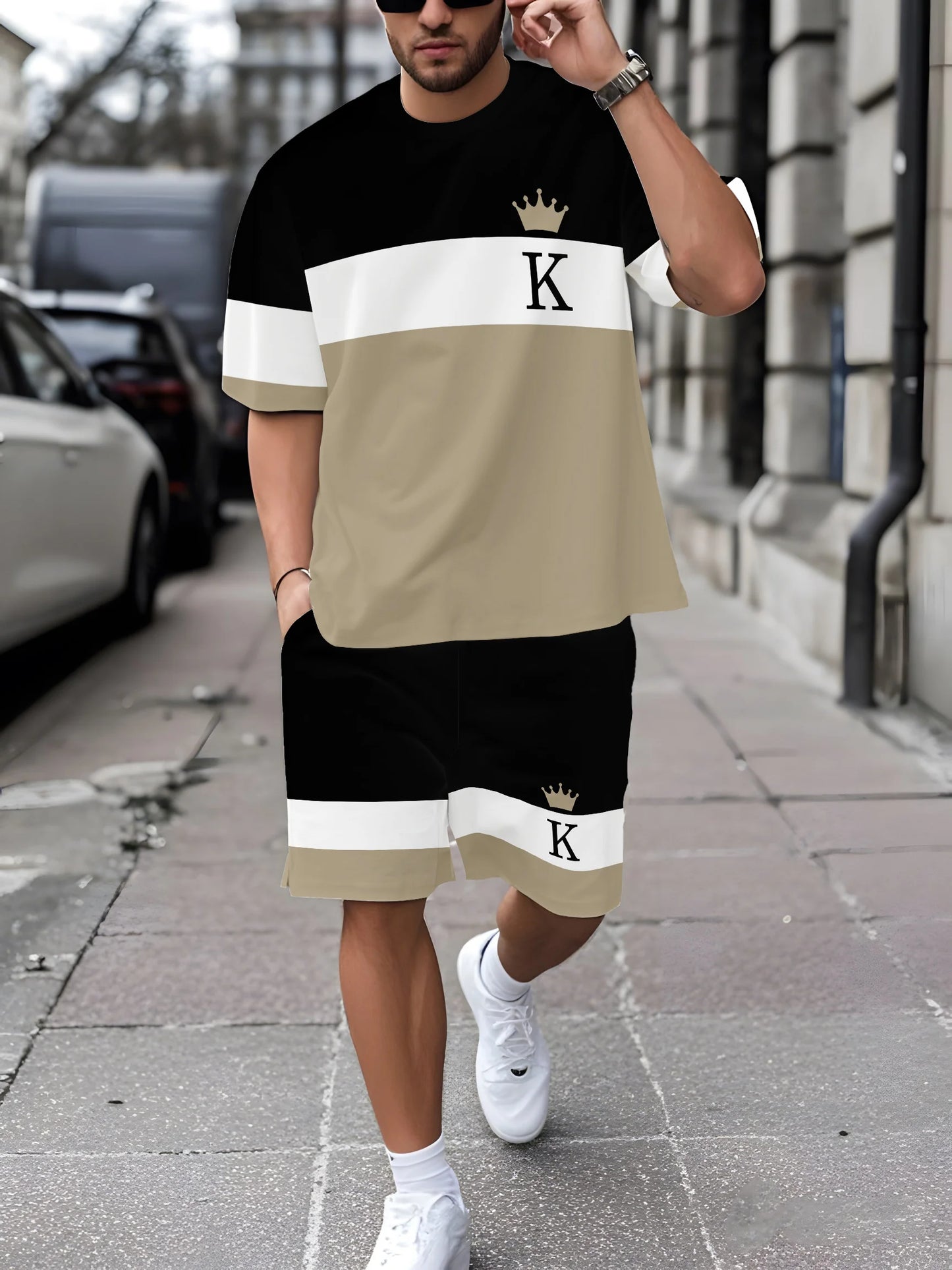 Sommer Herrenmode Freizeit-Sport-Set Locker sitzend Trendiger Puppen-Graffiti-Print Rundhals Kurzarm Zweiteiler mit Shorts