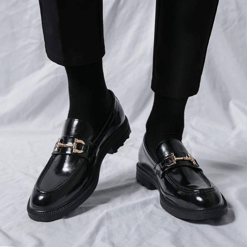 Fashion Korea Style Men's Leather Loafers Luxury Business Summer Shoes Student Shoes Slip-On Black Dinner Moccasin Dress Shoes