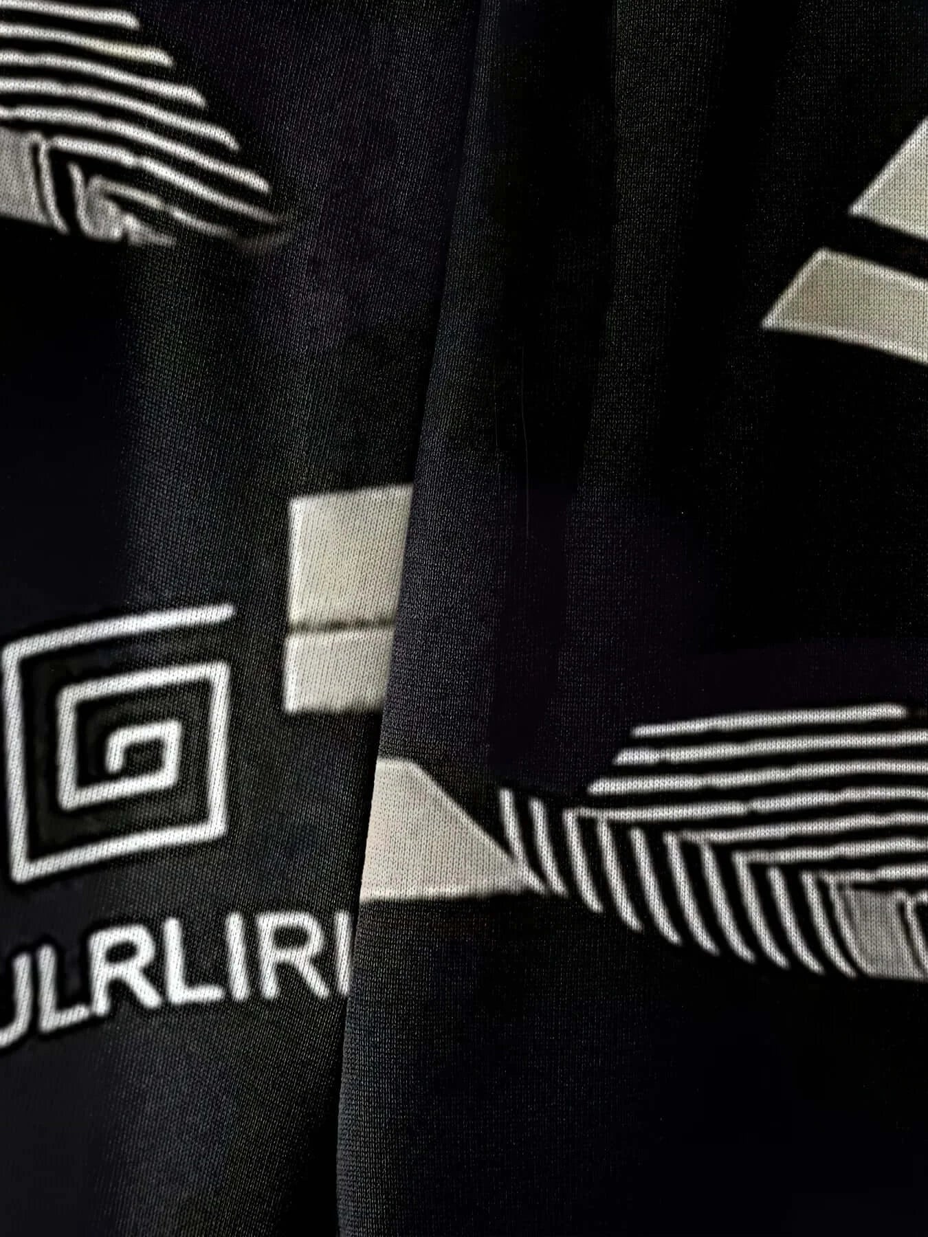 Das neue Herren-Hoodie-Set für Frühling und Herbst 2025 zeichnet sich durch einen lässigen, modischen, weichen und bequemen 3D-Musterdruck aus.