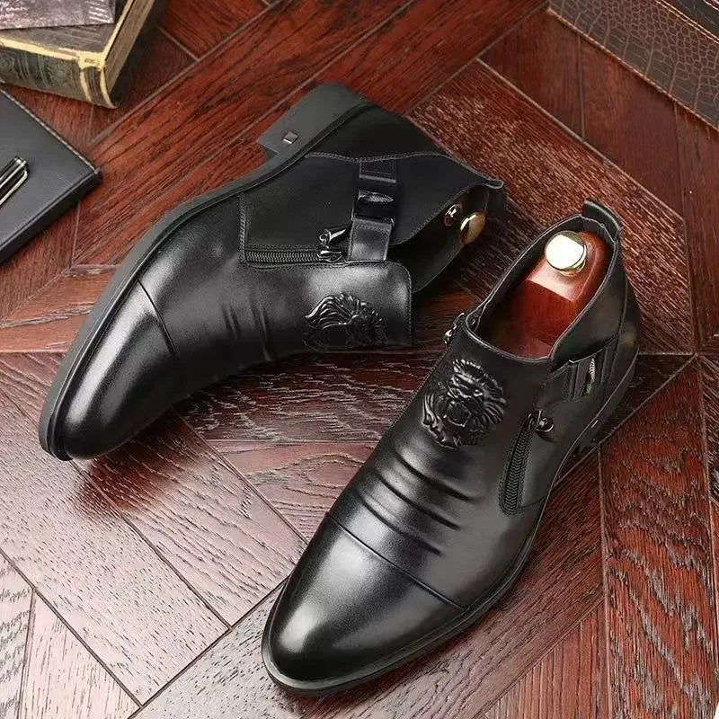 Trendige britische Herren-Halbstiefel mit spitzer Zehenkappe für festliche Anlässe und Hochzeiten – Modische Herrenschuhe