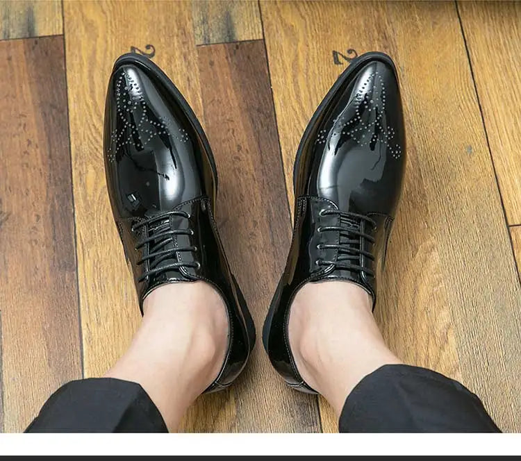 Neu eingetroffene grüne Oxford-Schuhe für Herren, PU, runde Kappe, Schnürung, unifarben, Party, Herren-Abendschuhe, Größe 38-48