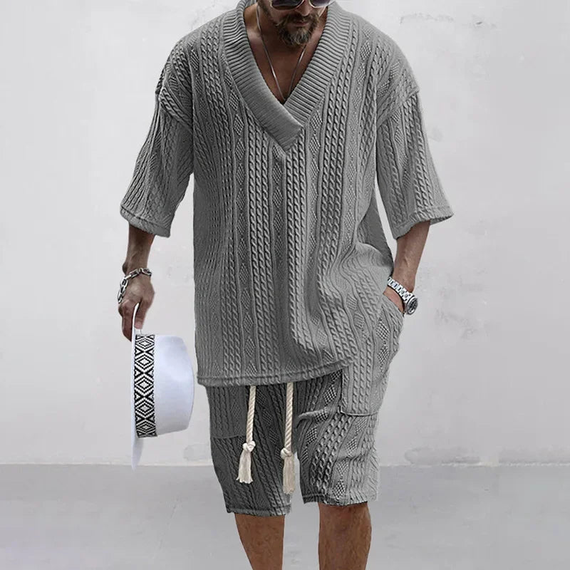 2024 Frühling und Sommer Lässiger Shorts-Set Gestrickter Zweiteiler Herren V-Ausschnitt Kurzarm-T-Shirt und Shorts Streetwear Gestricktes Set