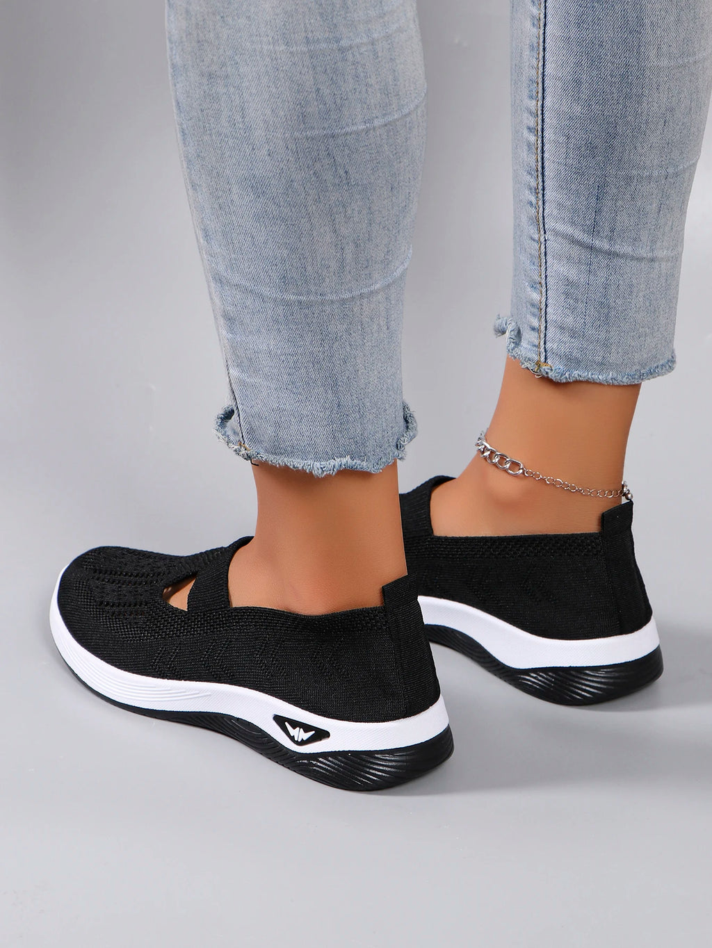 Spring new women's sports shoes, fashionable, breathable, lightweight, non-slip, wear-resistant, casual sports shoes, flat shoes