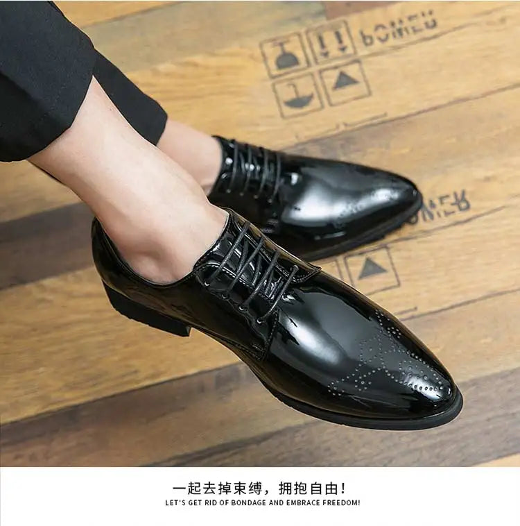 Neu eingetroffene grüne Oxford-Schuhe für Herren, PU, runde Kappe, Schnürung, unifarben, Party, Herren-Abendschuhe, Größe 38-48