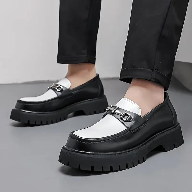 Britischer Stil Metall Schnalle Slipper Herren Dicksohlige Hochzeitsschuhe Neue Formelle Business Komfort Schuhe Slip-on Leder Freizeitschuhe