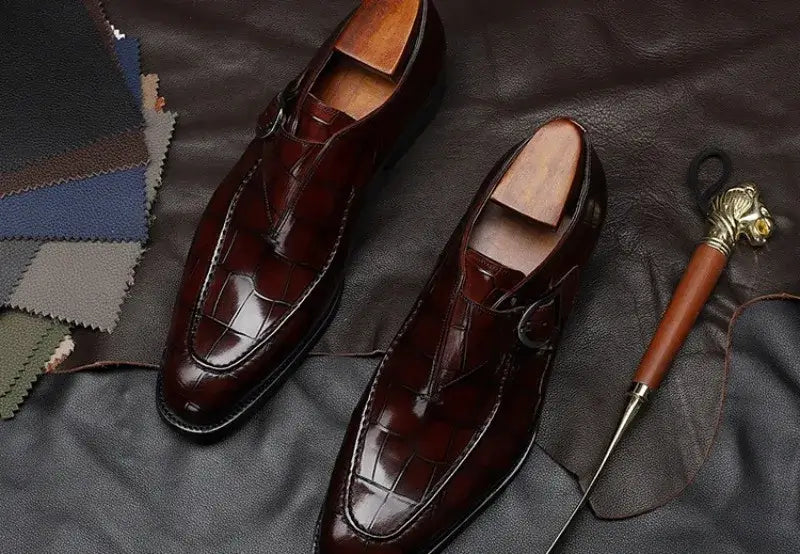 Hochwertige Herren Business Anzug Lederschuhe Britischer Stil Retro Geschnitzte Oxford Schuhe Bankett und Hochzeit Schuhe Große Größen 38-48
