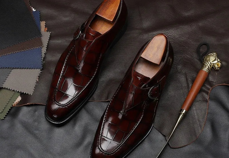 High Quality Mens Business Dress Leather Shoes British Style Retro Carved Oxford Shoes Banquet And Wedding Shoe Large Size 38-48