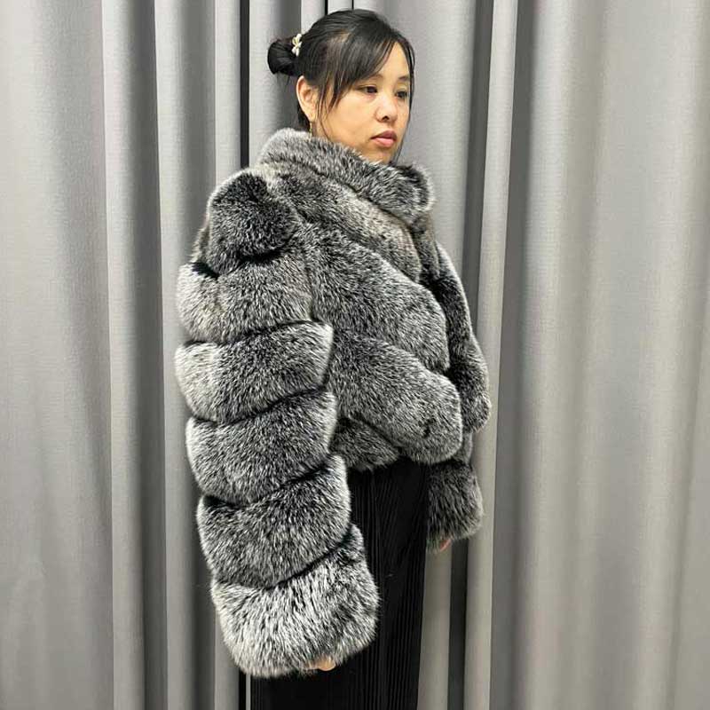 Winter Ladies Fluffy Fashion Thick Warm Fur Coat Hot Sale Crop Top Women Real Fox Fur Jacket