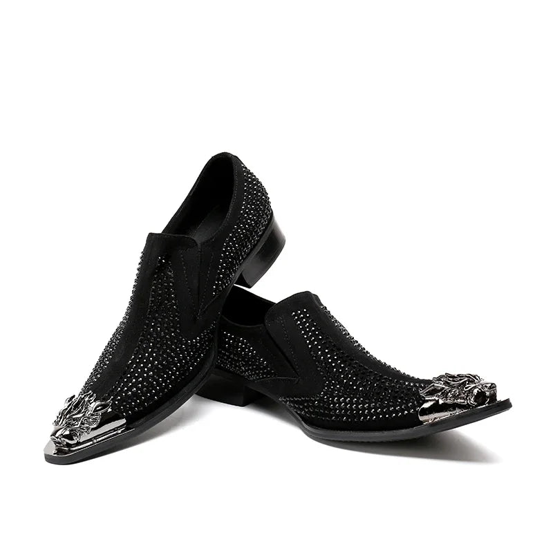 Neu eingetroffen: rote spitze Herren-Lederschuhe aus echtem Leder mit Metallspitze und Kristall, handgemacht, modische Friseurschuhe