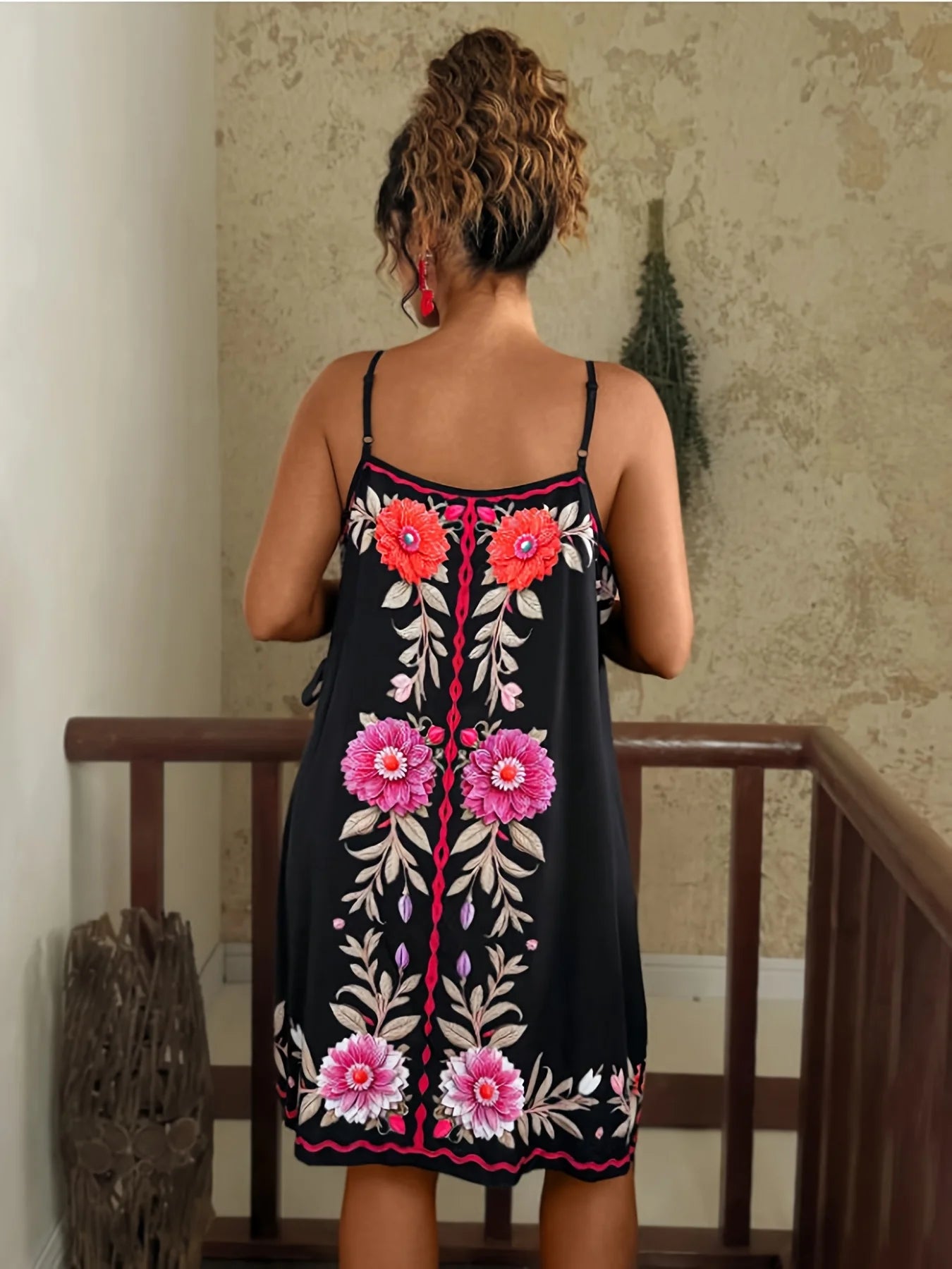plus Size Spring Summer Elegant New Women's Ethnic Print Halter Dress V-Neck Waist-Cinching Short Bohemian Holiday Style Dress