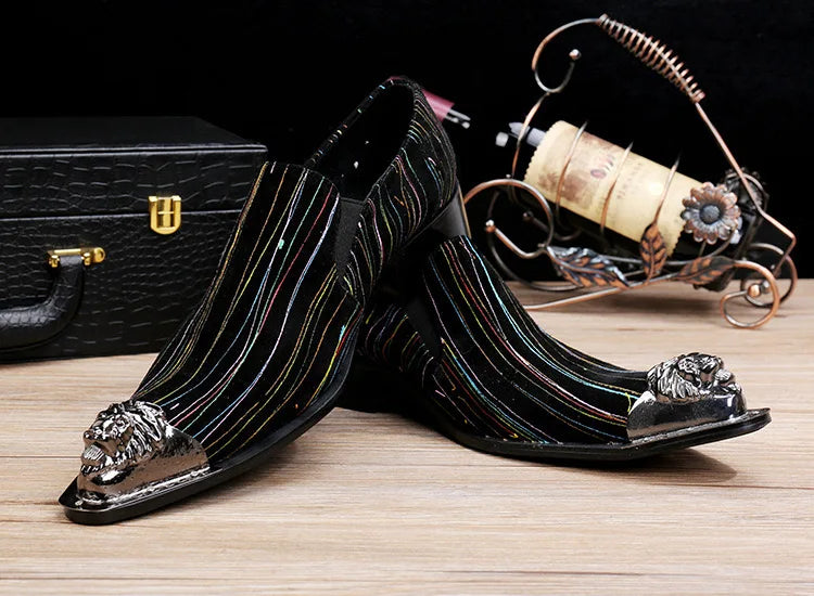 Neu eingetroffen: rote spitze Herren-Lederschuhe aus echtem Leder mit Metallspitze und Kristall, handgemacht, modische Friseurschuhe