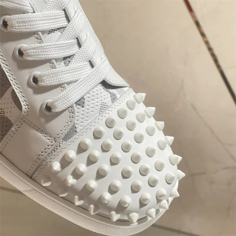 Fashions Luxury White Breathable Leather Red Bottoms Low Top Shoes For Men's Casual Flats Loafers Women's Brands Spikes Sneakers