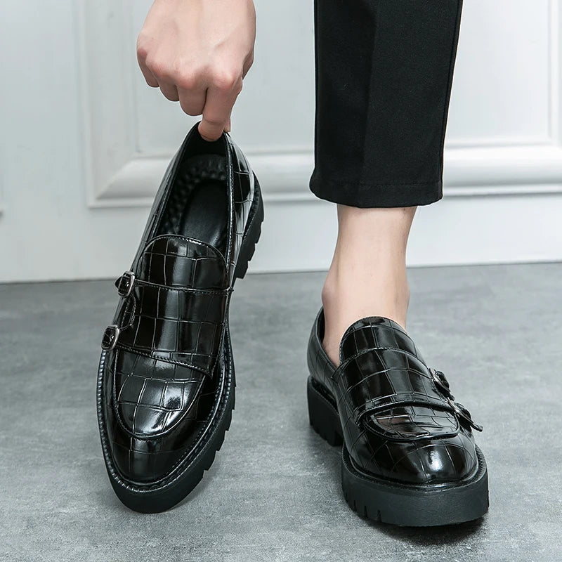 Dicke Sohle Loafer Persönlichkeit Mann Party Hochzeitsschuhe Weiche Sohle Street Style Herrenmode Mönchsschnalle Schuhe Handgemacht