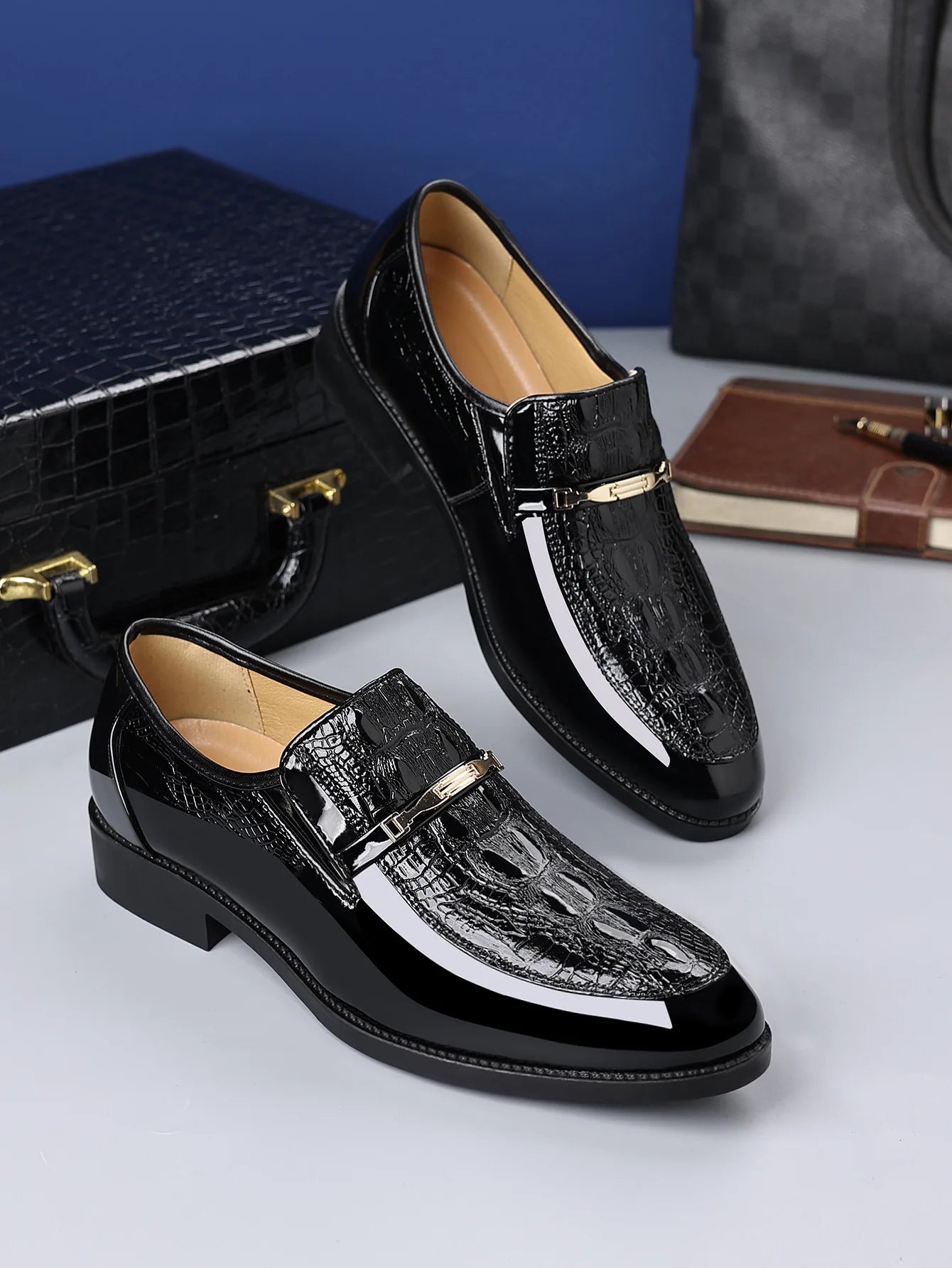 Luxury Men Dress Shoes Crocodile Leather Business Casual Shoes for Men Wedding Party Shoes High Quality Slip on Loafers Big Size