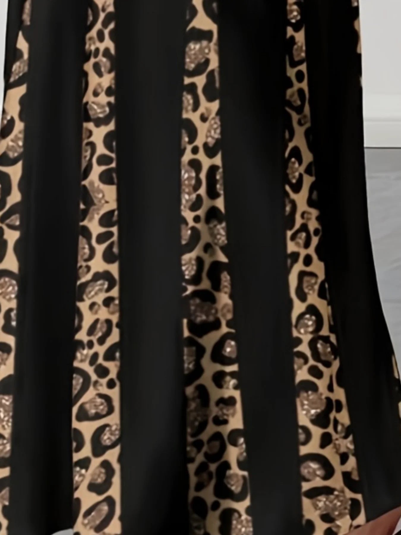 Elegantes Maxikleid mit Leopardenmuster, modisches langärmliges Abendkleid in Übergröße, bequeme und stilvolle Damenbekleidung