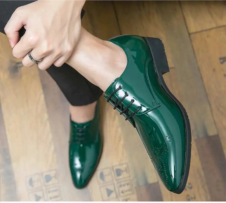 Neu eingetroffene grüne Oxford-Schuhe für Herren, PU, runde Kappe, Schnürung, unifarben, Party, Herren-Abendschuhe, Größe 38-48