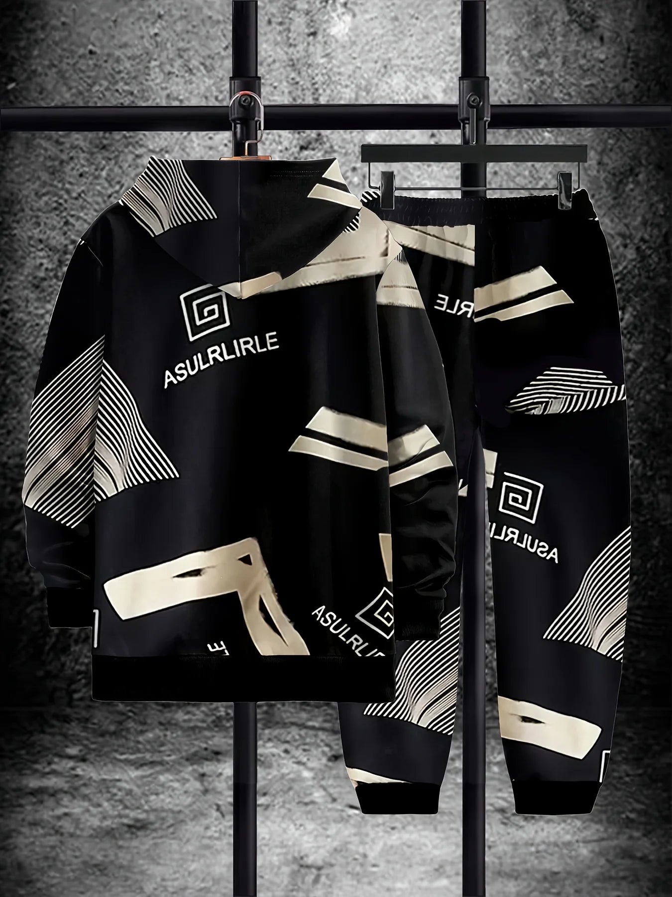 The new men's hoodie set for Spring and Autumn 2025 features a casual fashionable soft and comfortable 3D pattern print