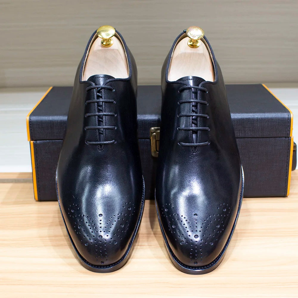 Italienische Herren-Business-Schuhe Echtes Leder Handgefertigt Klassische Whole-Cut Oxford Schnürschuhe für Herren